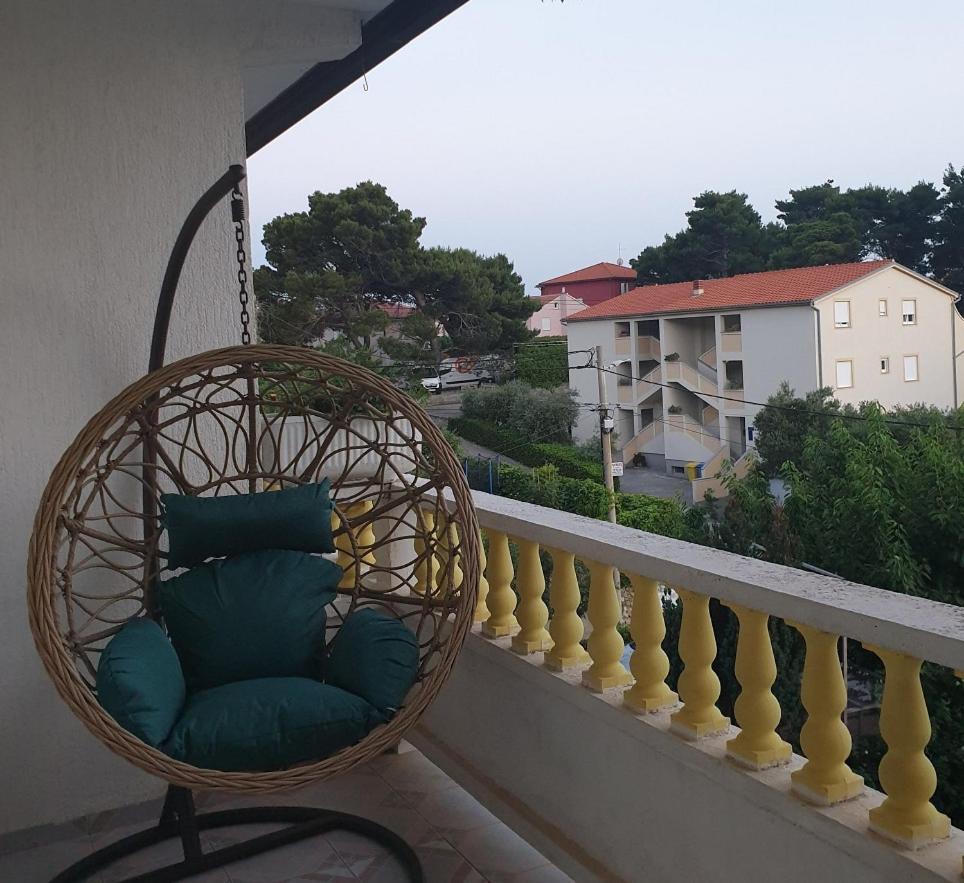 Apartments Mare Banjol Rum bild